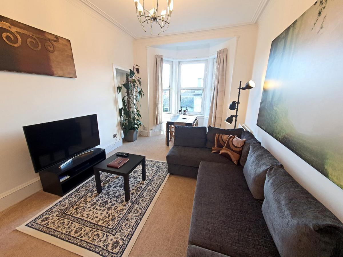 Dumbarton Hillview 아파트 외부 사진